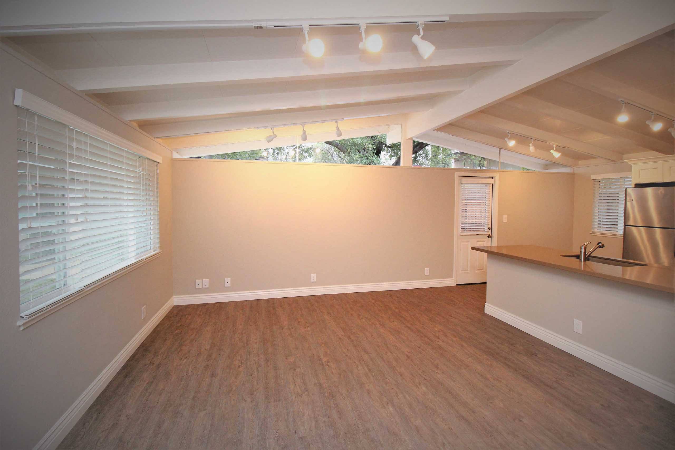 Almanor Apartments photo 3